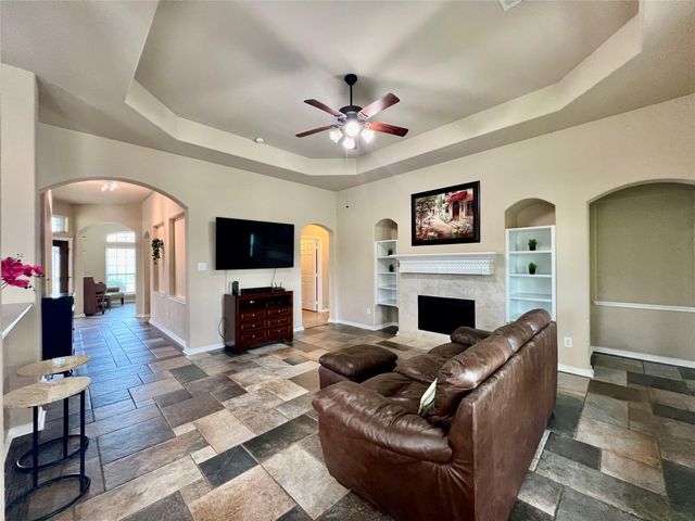 3443 Tuscania Lane, Friendswood, TX 77546
