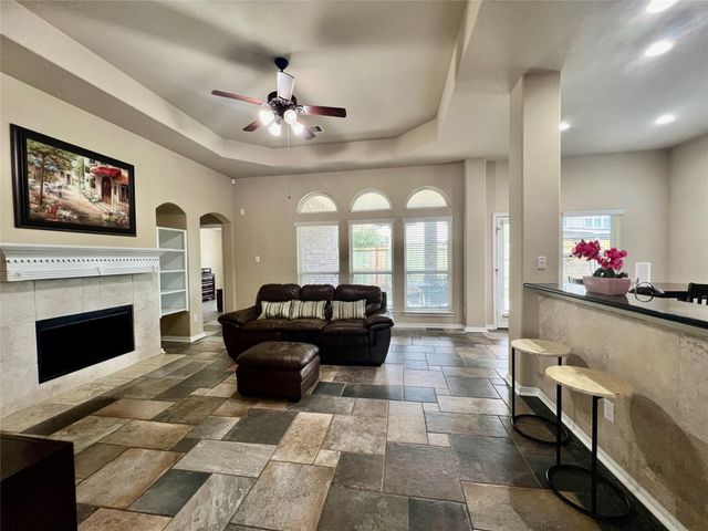 3443 Tuscania Lane, Friendswood, TX 77546