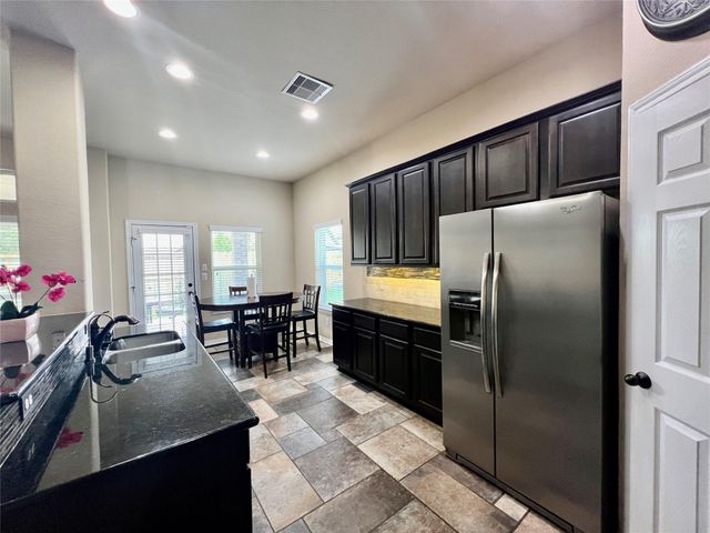 3443 Tuscania Lane, Friendswood, TX 77546