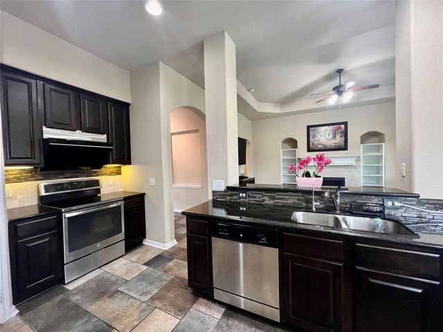 3443 Tuscania Lane, Friendswood, TX 77546