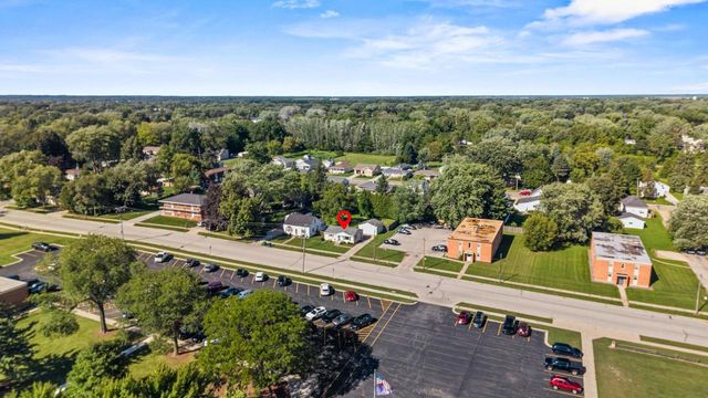 1242 LORE LANE, Green Bay, WI 54303