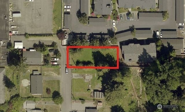 335 XX 18th Avenue S, Federal Way, WA 98003