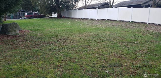 335 XX 18th Avenue S, Federal Way, WA 98003