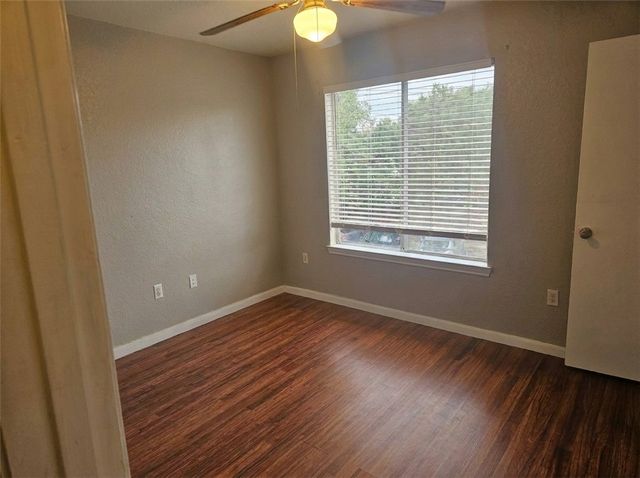 519 Southwest Parkway 201, College Station, TX 77840