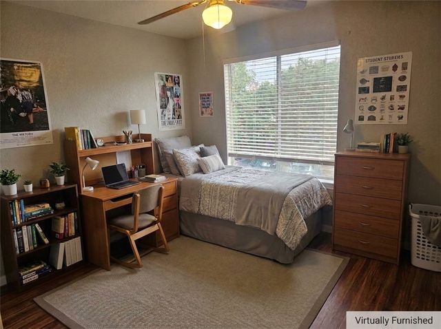 519 Southwest Parkway 201, College Station, TX 77840