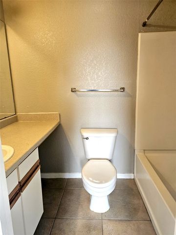 519 Southwest Parkway 201, College Station, TX 77840