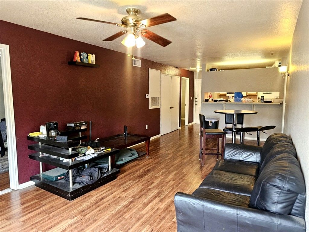 519 Southwest Parkway 201, College Station, TX 77840 — photo 4