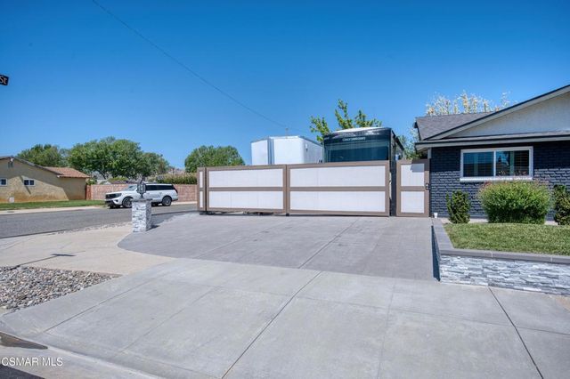 4709 Beaumont Street, Simi Valley, CA 93063