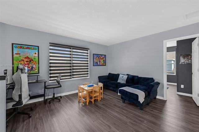 824 Scrub Oak Hammock Rd, Davenport, FL 33837