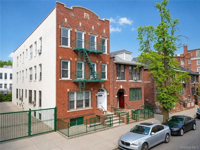827 49th Street, Brooklyn, NY 11220