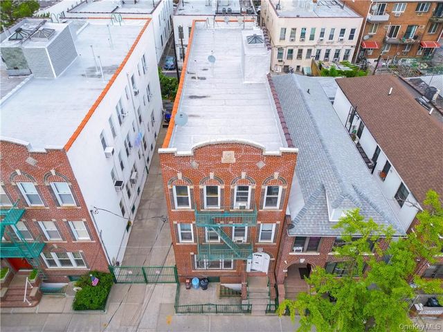 827 49th Street, Brooklyn, NY 11220