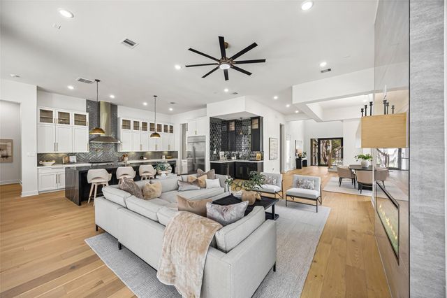 14111 Cindywood Circle, Houston, TX 77079