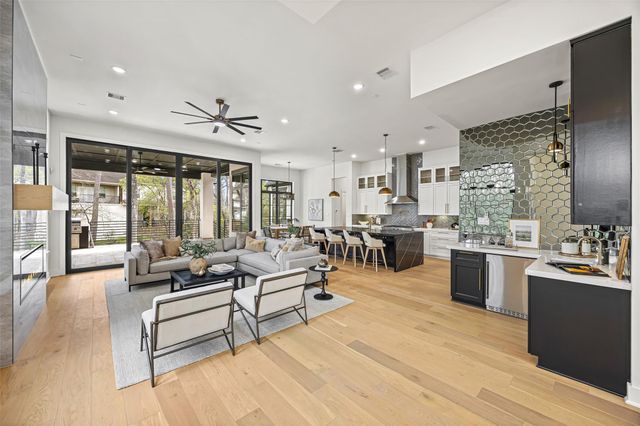 14111 Cindywood Circle, Houston, TX 77079