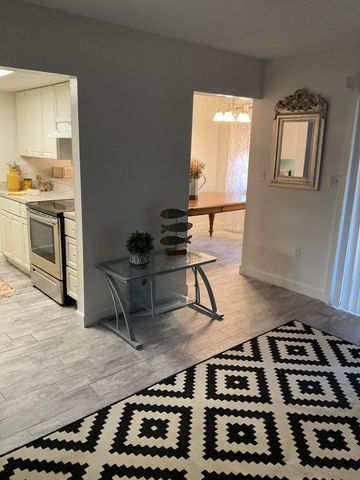 231 Bristol Court 231, Melbourne, FL 32935