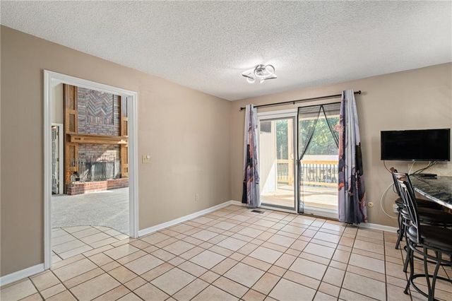 4104 SW Hickory Lane, Blue Springs, MO 64015
