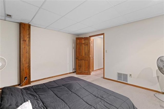 4104 SW Hickory Lane, Blue Springs, MO 64015