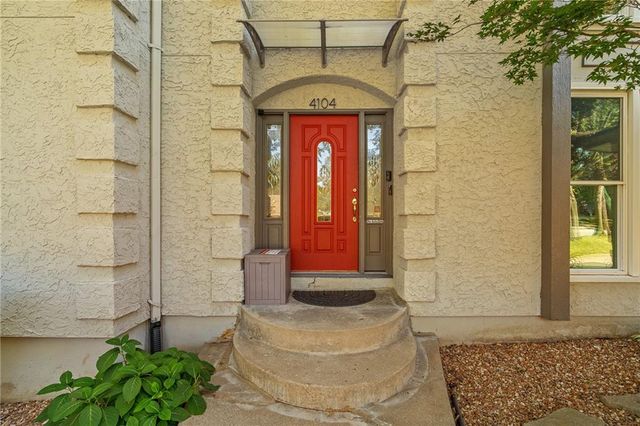 4104 SW Hickory Lane, Blue Springs, MO 64015