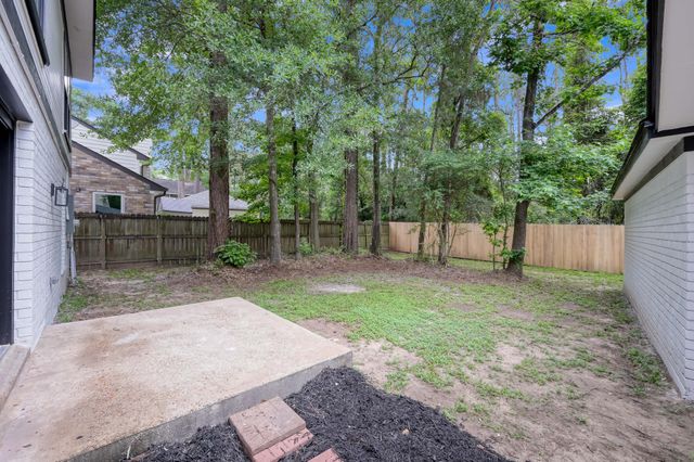 155 Rushwing Place, The Woodlands, TX 77381