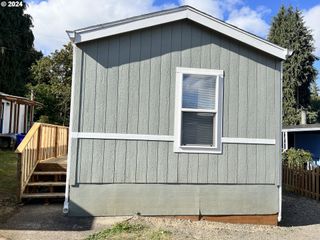 18830 HWY 99E 9, Oregon City, OR 97045