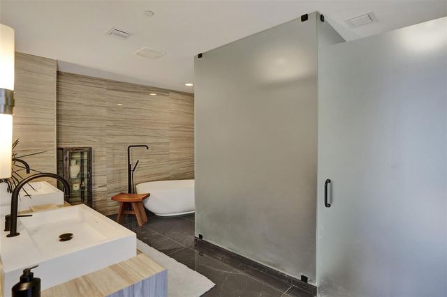 2200 N Ocean Boulevard S406, Fort Lauderdale, FL 33305