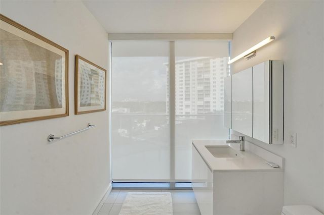 2200 N Ocean Boulevard S406, Fort Lauderdale, FL 33305