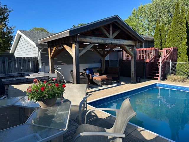 1442 Fruitwood Drive, St. Joseph, MI 49085
