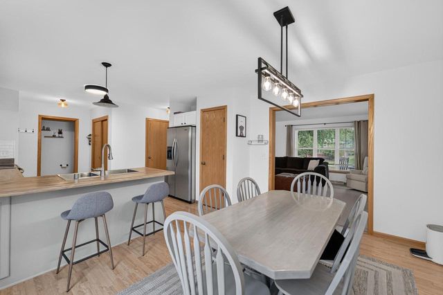 3713 Frosted Leaf Drive, Madison, WI 53719