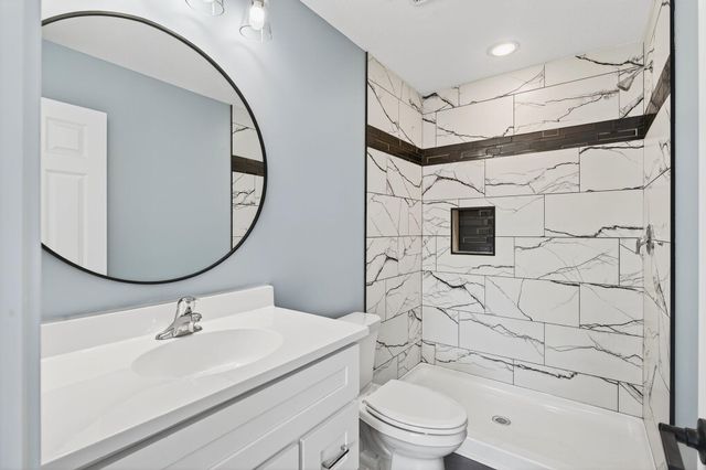 213 20th Street SW, Rochester, MN 55902