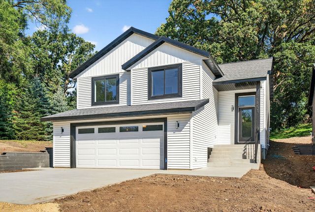 213 20th Street SW, Rochester, MN 55902