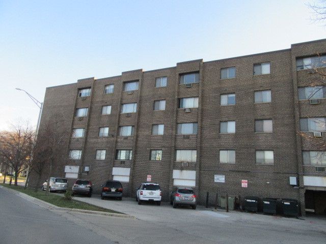 7650 W Altgeld Street 409, Elmwood Park, IL 60707