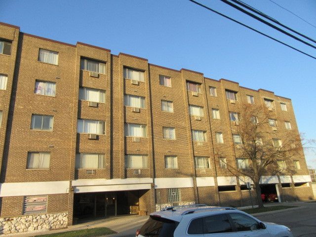 7650 W Altgeld Street 409, Elmwood Park, IL 60707