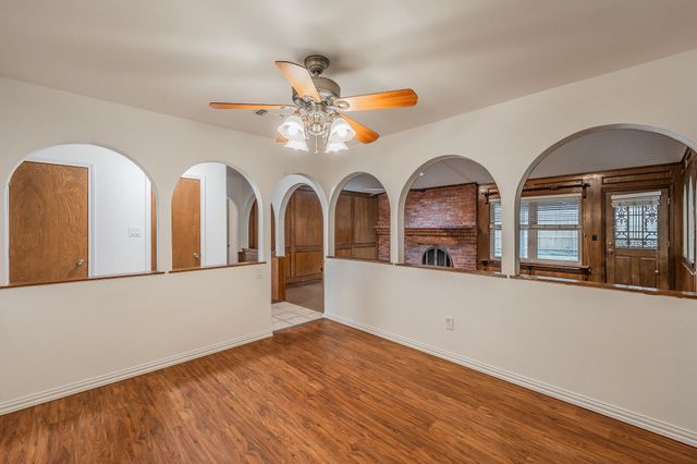 1010 Purdue Drive, Arlington, TX 76012