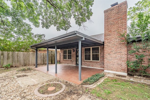 1010 Purdue Drive, Arlington, TX 76012