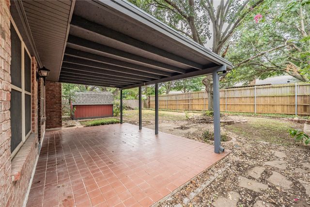 1010 Purdue Drive, Arlington, TX 76012