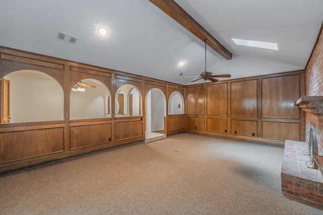 1010 Purdue Drive, Arlington, TX 76012