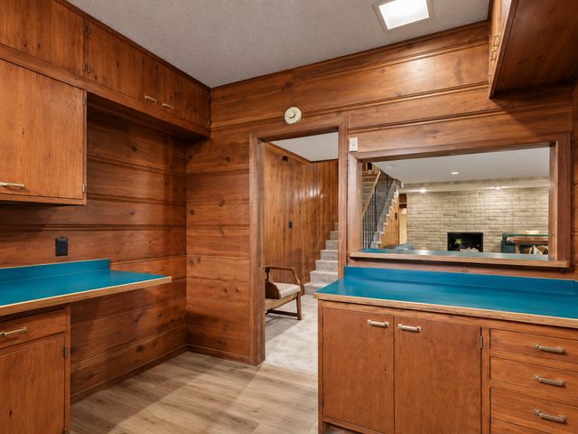 4140 Jersey Avenue N, Crystal, MN 55427