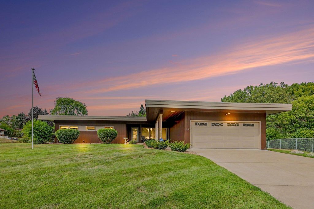 4140 Jersey Avenue N, Crystal, MN 55427 — exterior