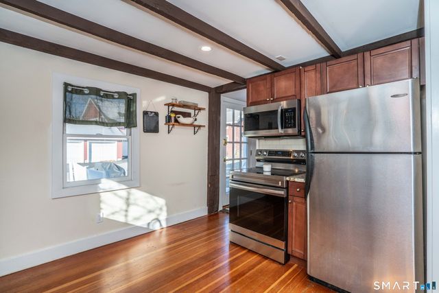 22 Old Hartford Avenue 22, East Granby, CT 06026