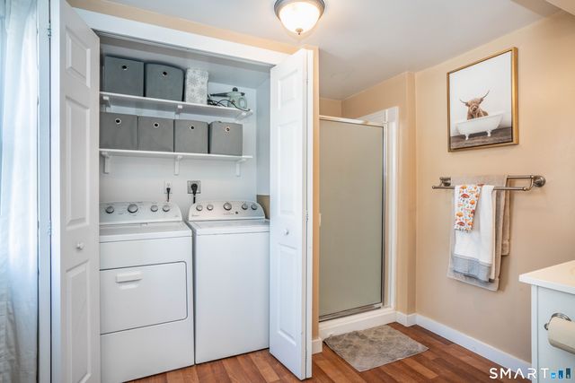 22 Old Hartford Avenue 22, East Granby, CT 06026