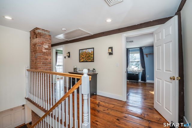 22 Old Hartford Avenue 22, East Granby, CT 06026