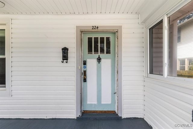 224 Hamilton Ave, Colonial Heights, VA 23834