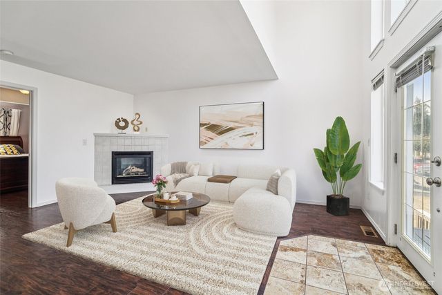 1499 SW Ponsteen Drive, Oak Harbor, WA 98277