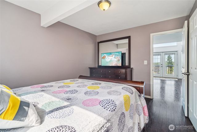 1499 SW Ponsteen Drive, Oak Harbor, WA 98277