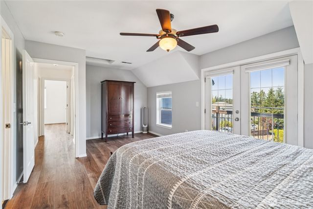 1499 SW Ponsteen Drive, Oak Harbor, WA 98277