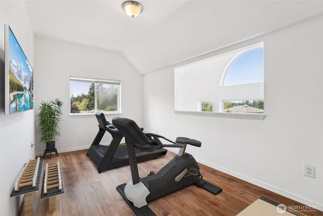 1499 SW Ponsteen Drive, Oak Harbor, WA 98277