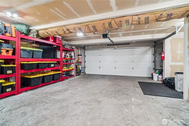 1499 SW Ponsteen Drive, Oak Harbor, WA 98277