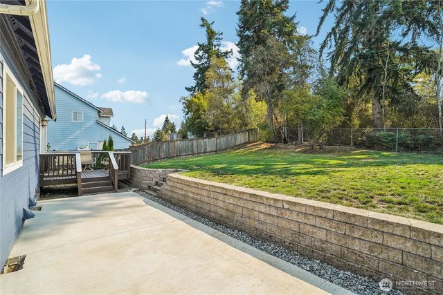 1499 SW Ponsteen Drive, Oak Harbor, WA 98277