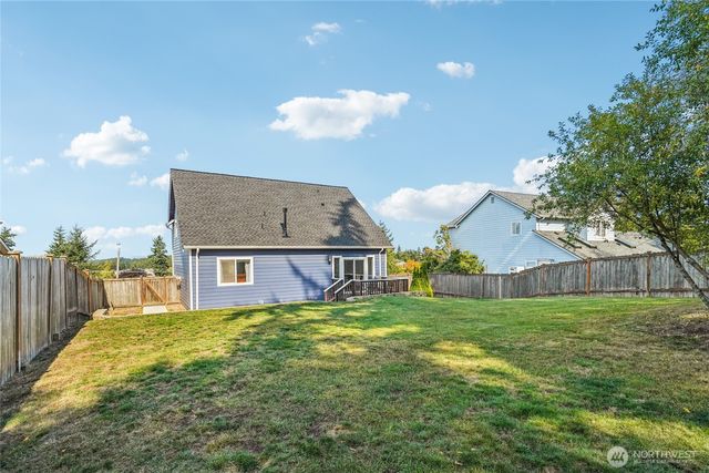1499 SW Ponsteen Drive, Oak Harbor, WA 98277
