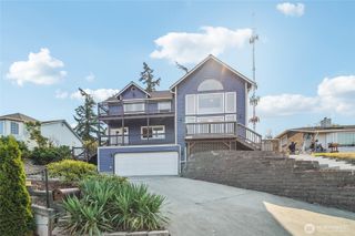 1499 SW Ponsteen Drive, Oak Harbor, WA 98277