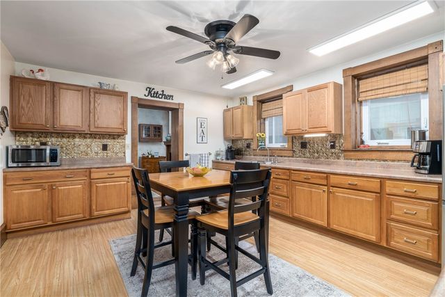 139 Main St, Claysville, PA 15323